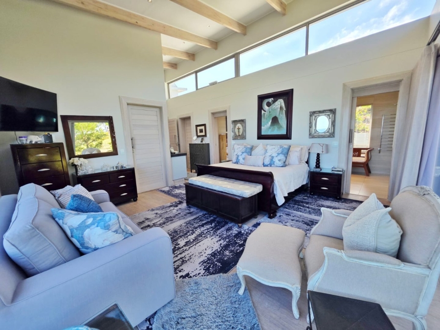 5 Bedroom Property for Sale in Wilderness Heights Western Cape